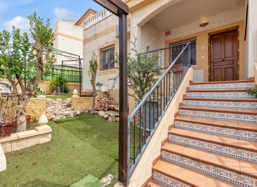 Reventa - Apartamento / Piso - Orihuela Costa - La Florida