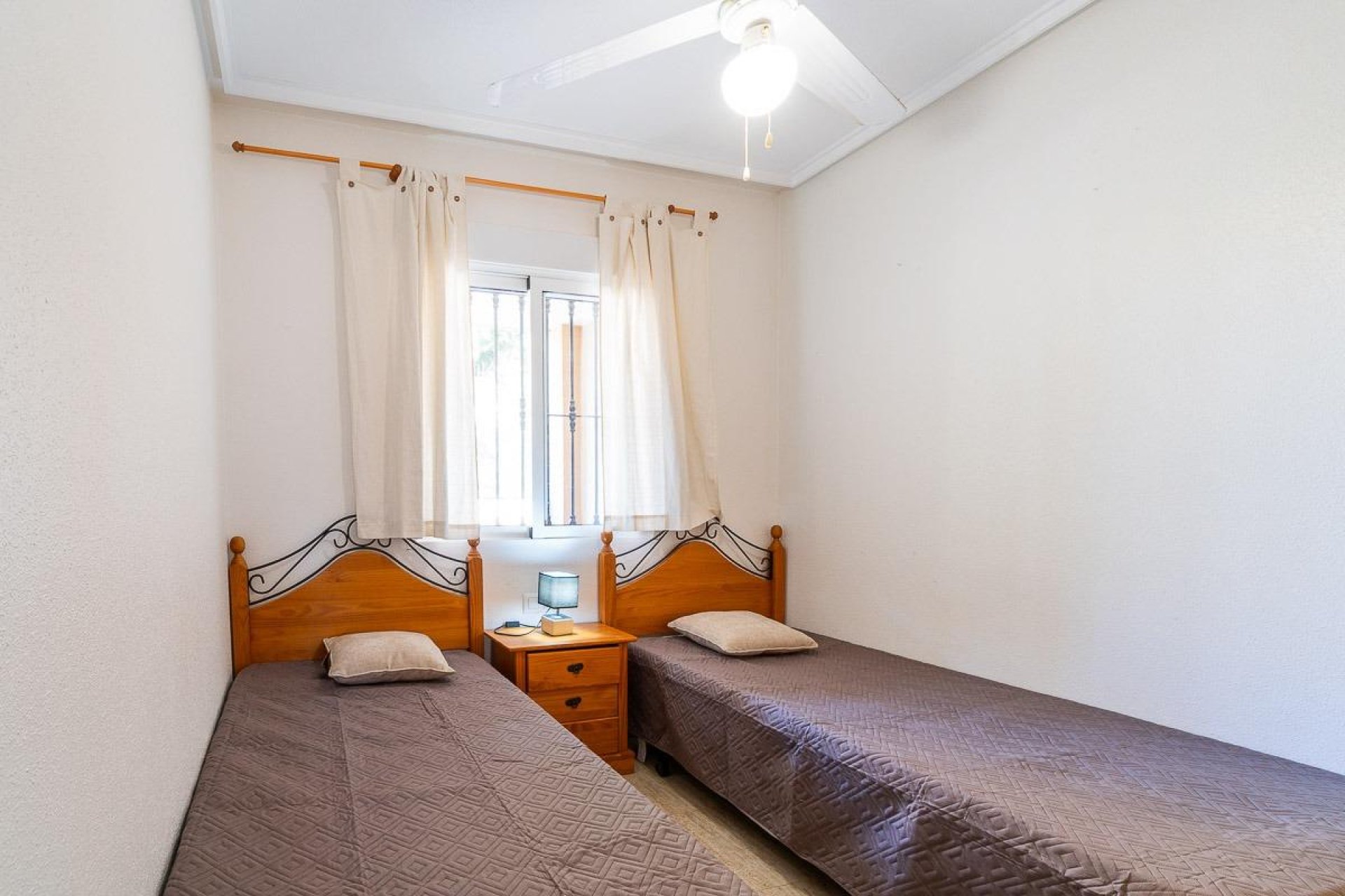 Reventa - Apartamento / Piso - Orihuela Costa - La Florida