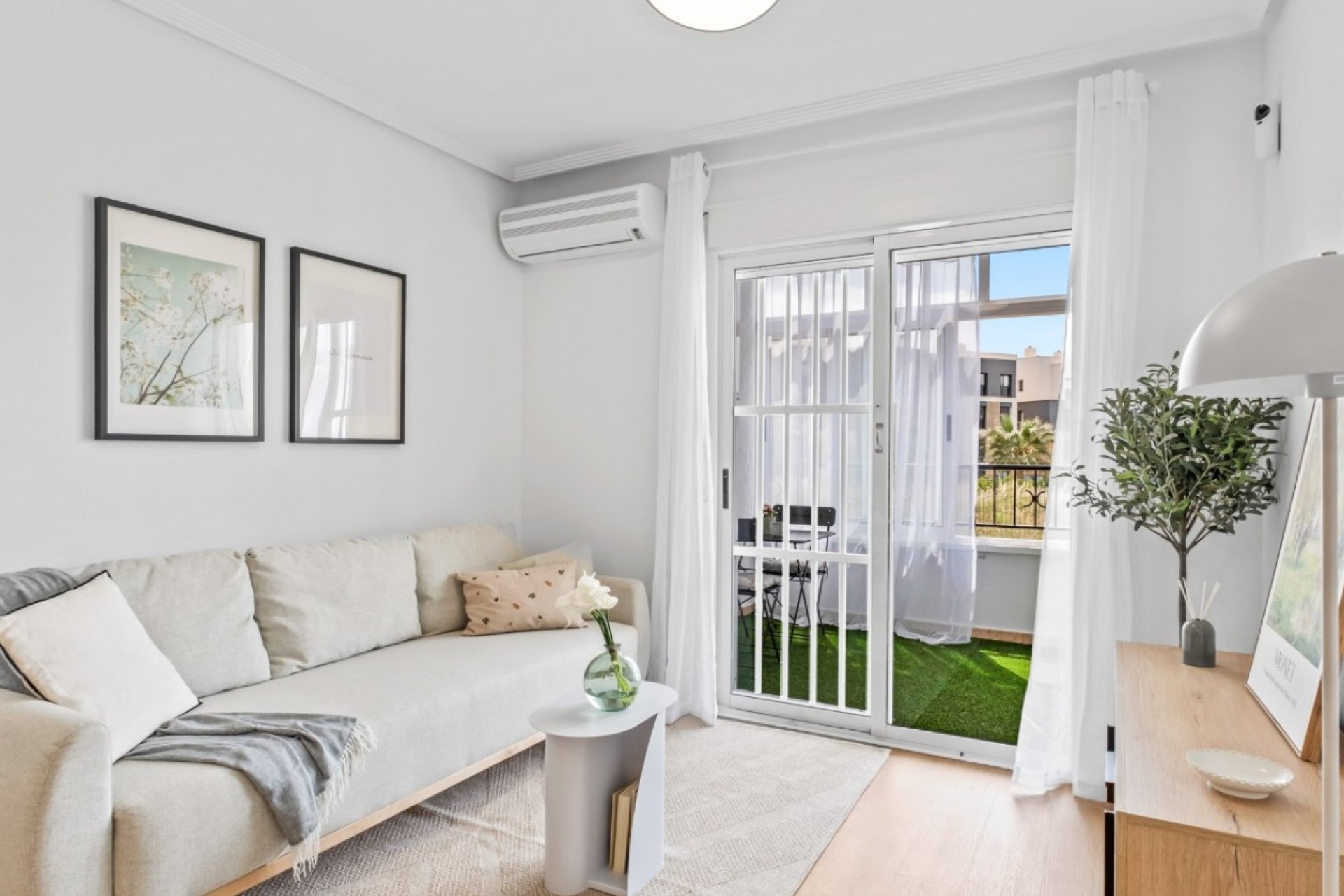 Reventa - Apartamento / Piso - Orihuela Costa - La Florida