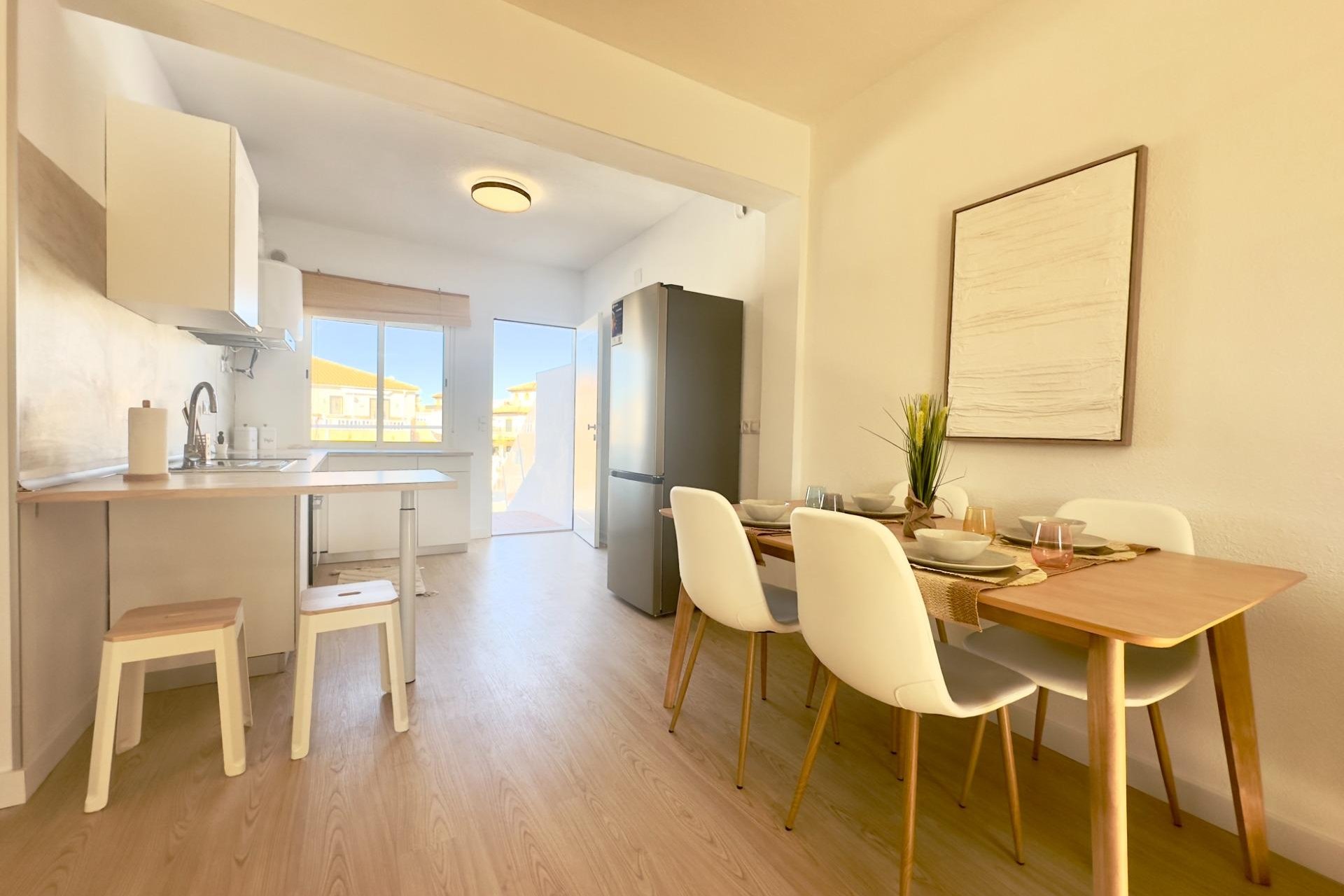 Reventa - Apartamento / Piso - Orihuela Costa - La Regia