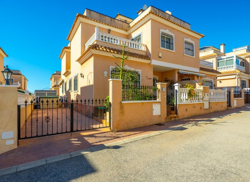 Reventa - Apartamento / Piso - Orihuela Costa - La Regia