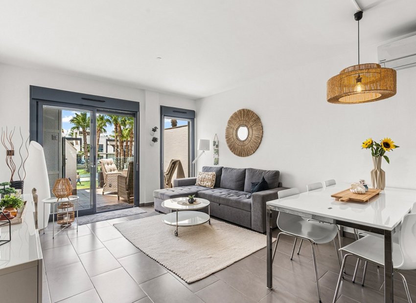 Reventa - Apartamento / Piso - Orihuela Costa - La Zenia