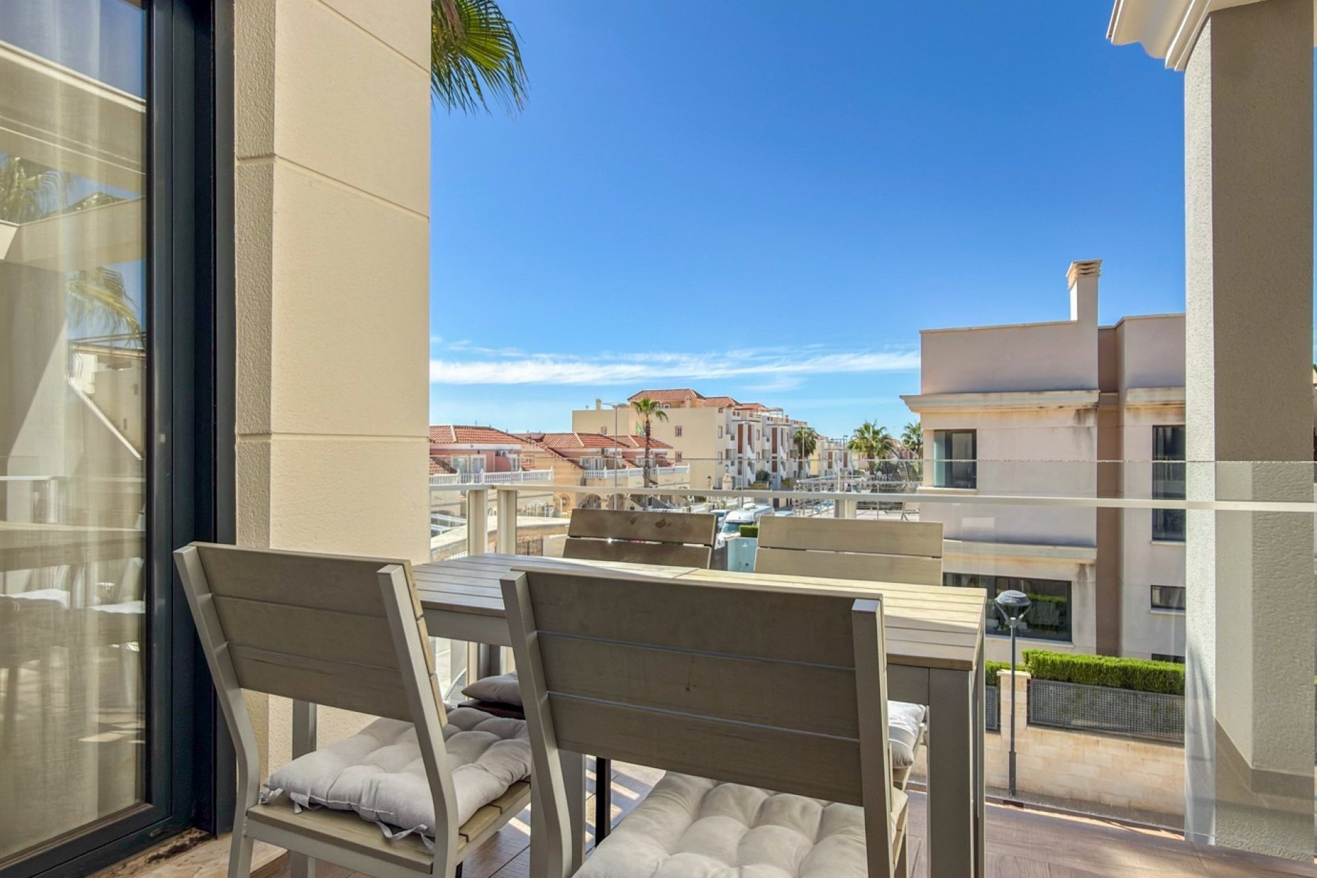 Reventa - Apartamento / Piso - Orihuela Costa - La Zenia
