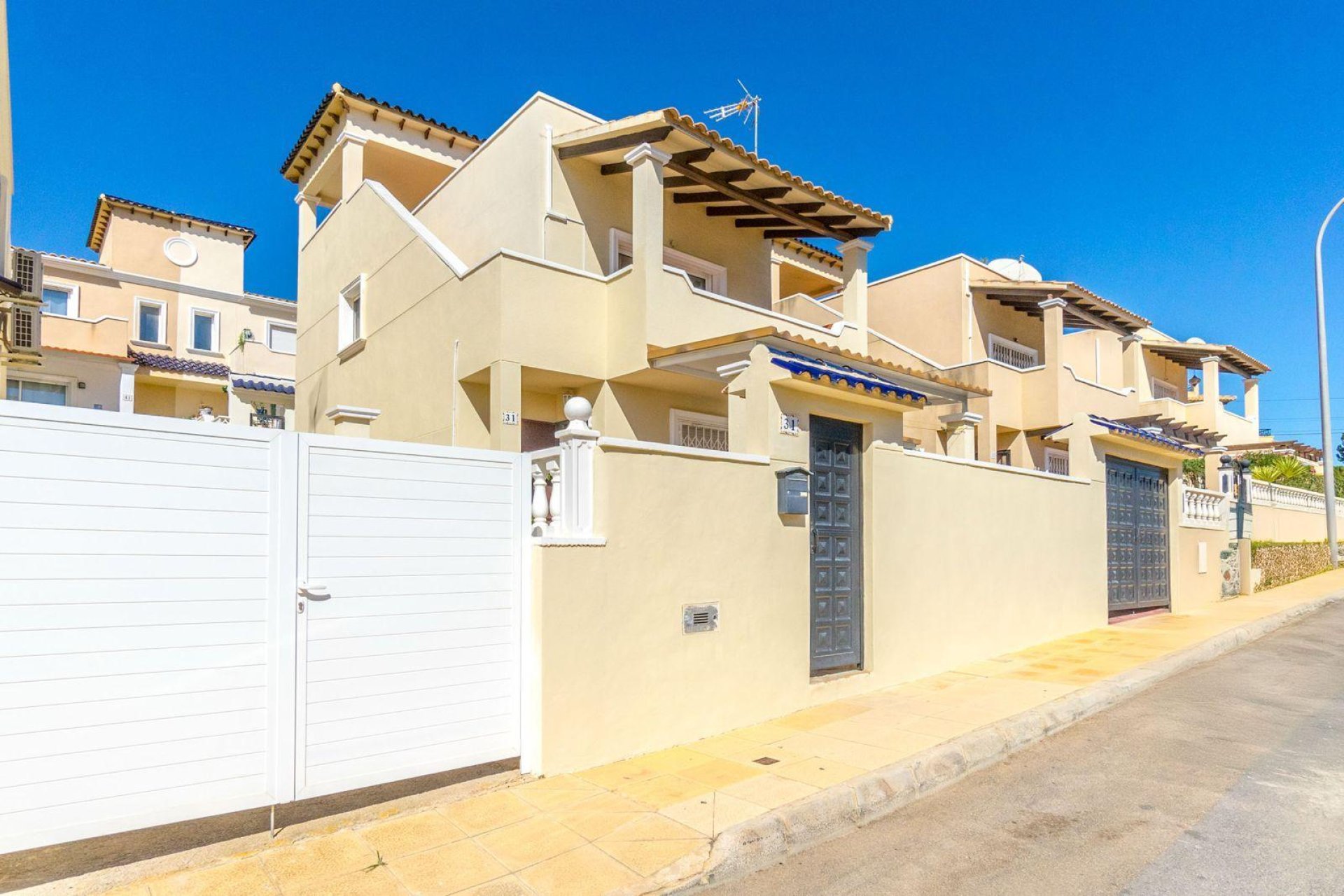 Reventa - Apartamento / Piso - Orihuela Costa - Las Filipinas