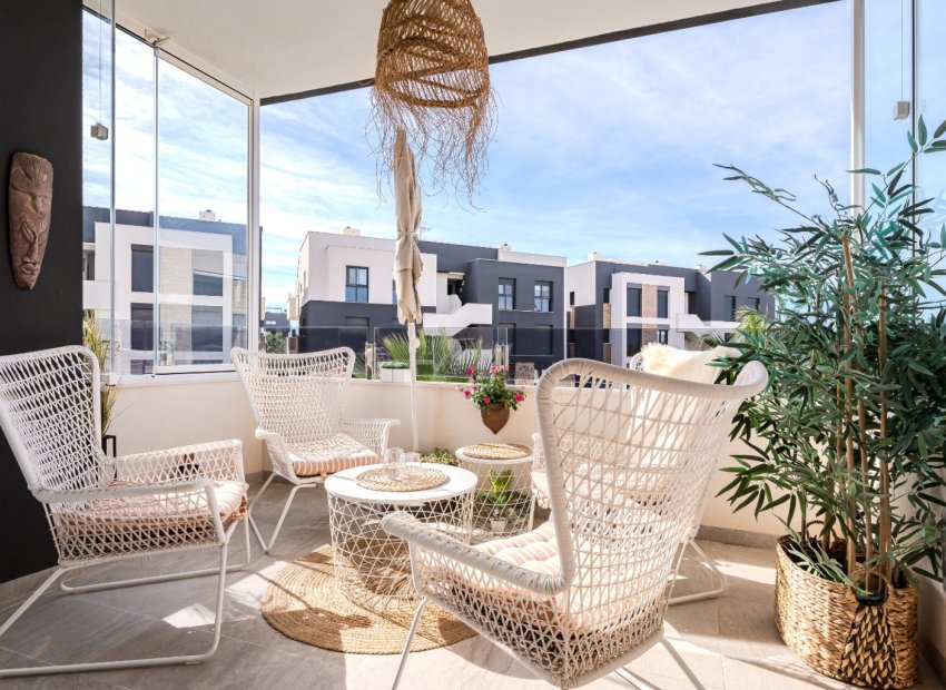 Reventa - Apartamento / Piso - Orihuela Costa - Los Altos