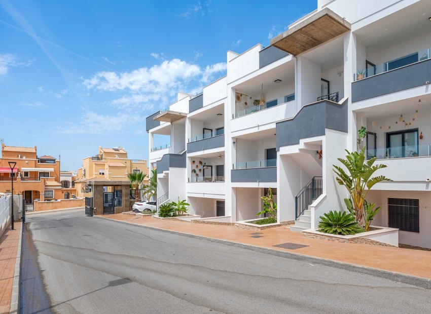 Reventa - Apartamento / Piso - Orihuela Costa - Los Altos