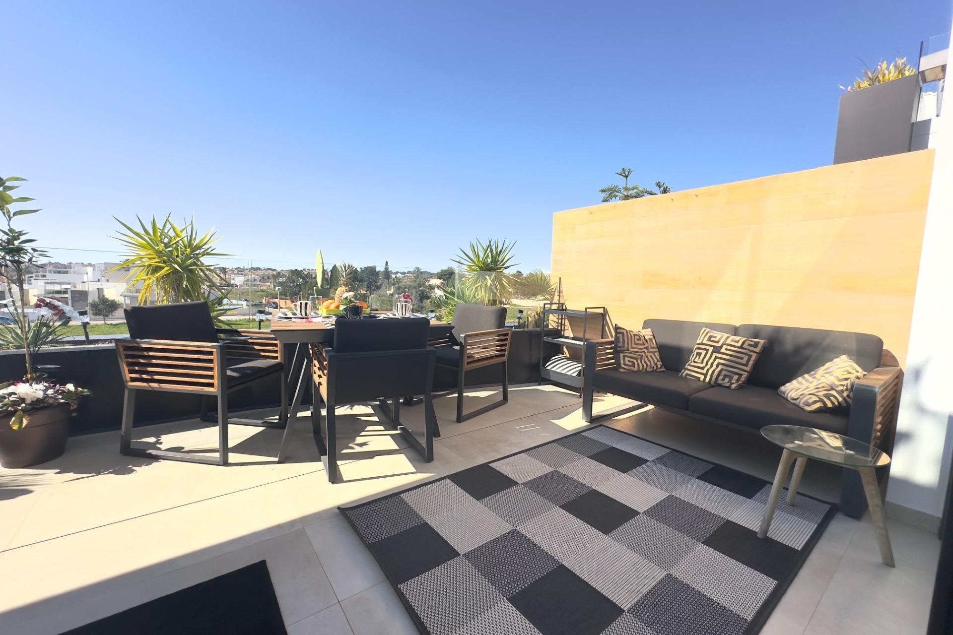 Reventa - Apartamento / Piso - Orihuela Costa - Los Dolses