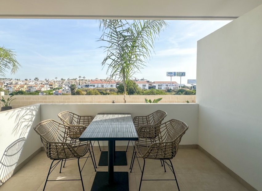 Reventa - Apartamento / Piso - Orihuela Costa - Playa Flamenca