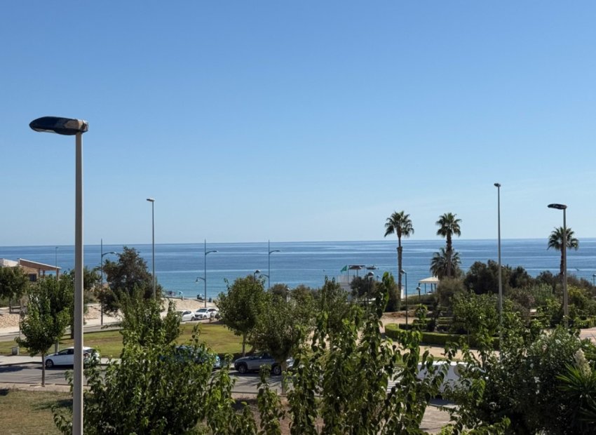 Reventa - Apartamento / Piso - Pilar de la Horadada