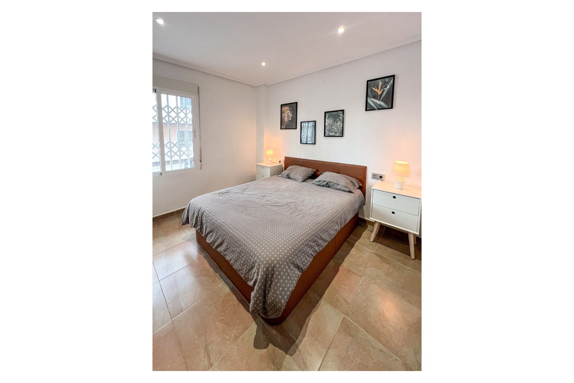 Reventa - Apartamento / Piso - Playa Del Cura - Torrevieja