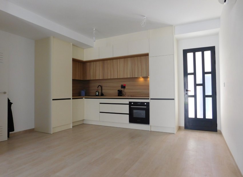 Reventa - Apartamento / Piso - San Miguel de Salinas