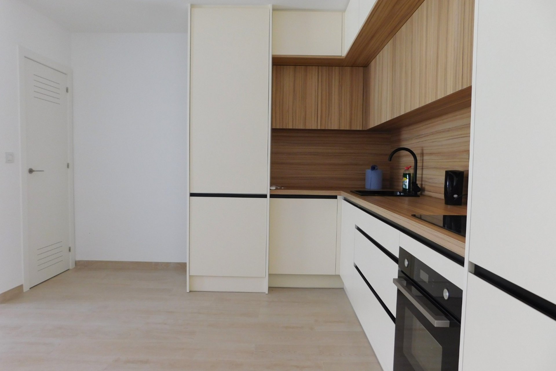 Reventa - Apartamento / Piso - San Miguel de Salinas