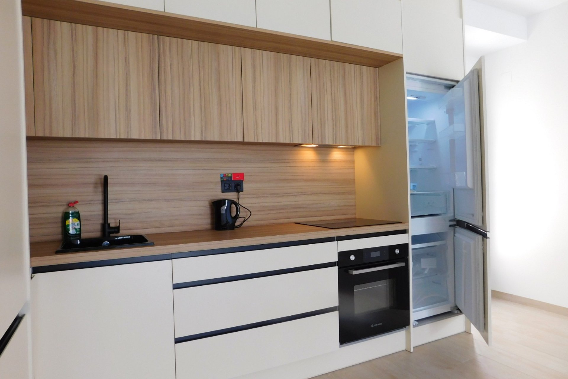 Reventa - Apartamento / Piso - San Miguel de Salinas