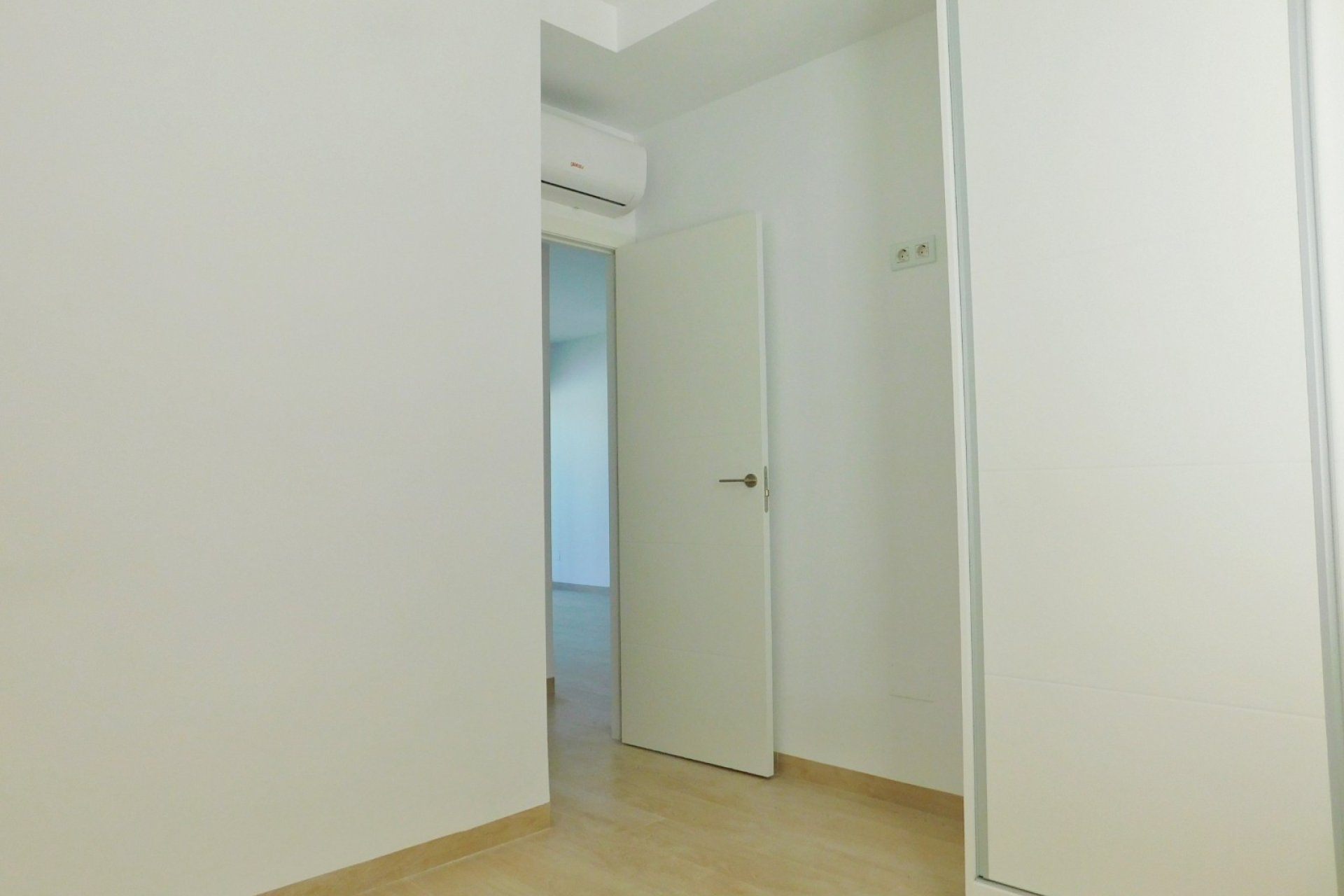 Reventa - Apartamento / Piso - San Miguel de Salinas