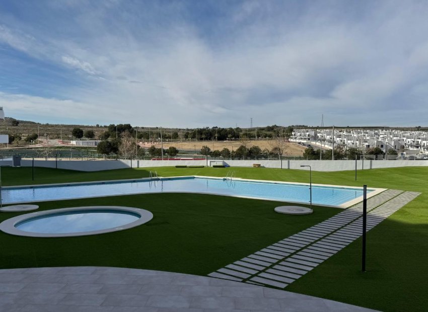 Reventa - Apartamento / Piso - San Miguel de Salinas