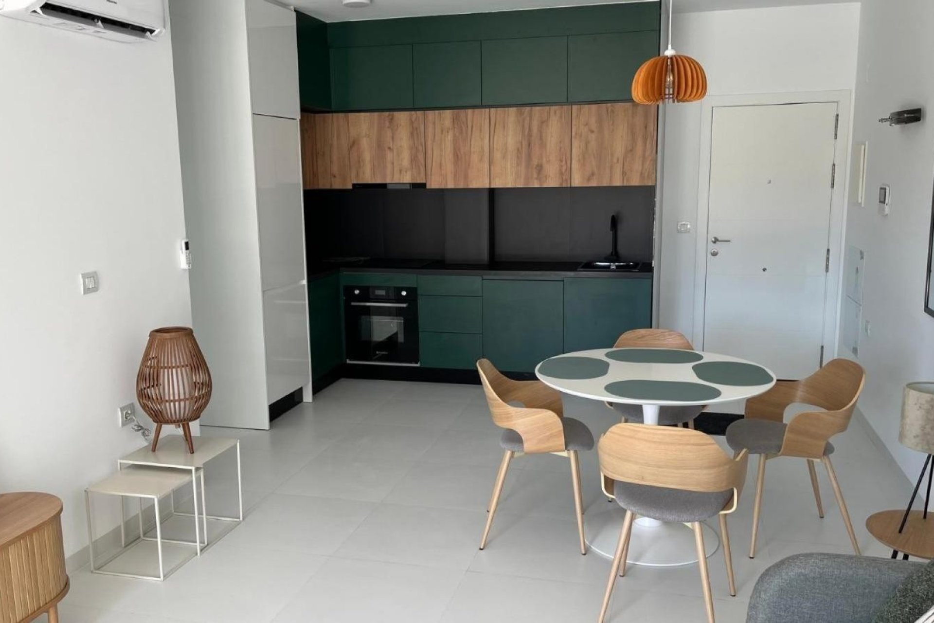 Reventa - Apartamento / Piso - San Miguel de Salinas