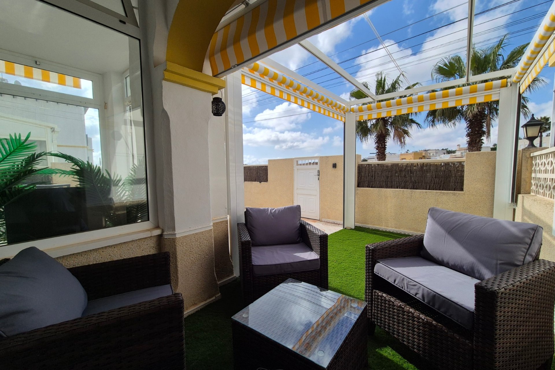 Reventa - Apartamento / Piso - San Miguel de Salinas