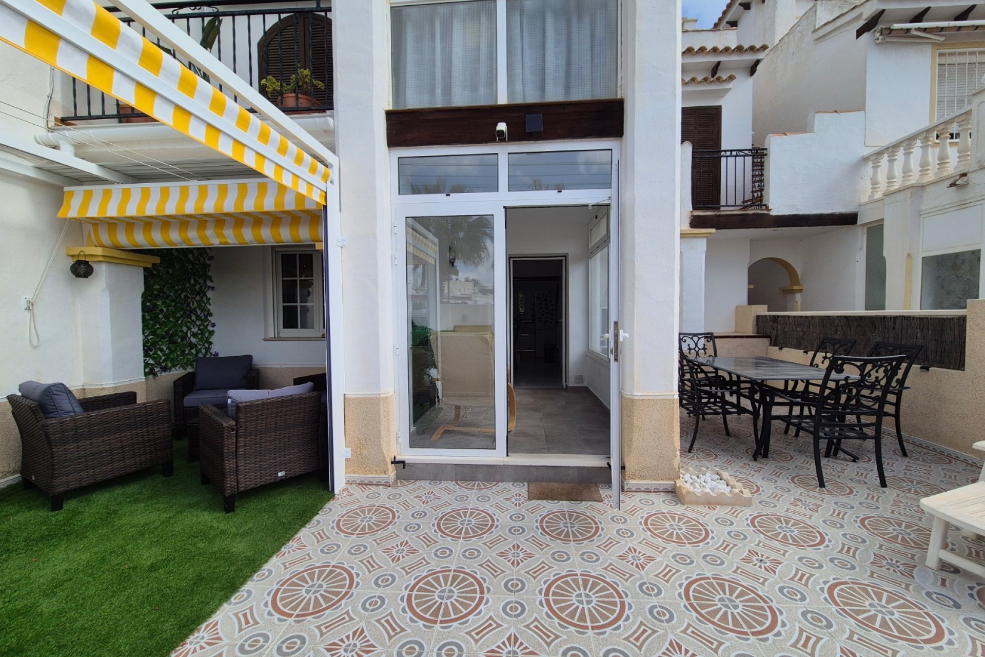 Reventa - Apartamento / Piso - San Miguel de Salinas