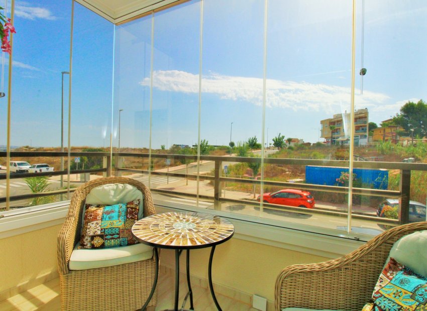 Reventa - Apartamento / Piso - San Miguel de Salinas