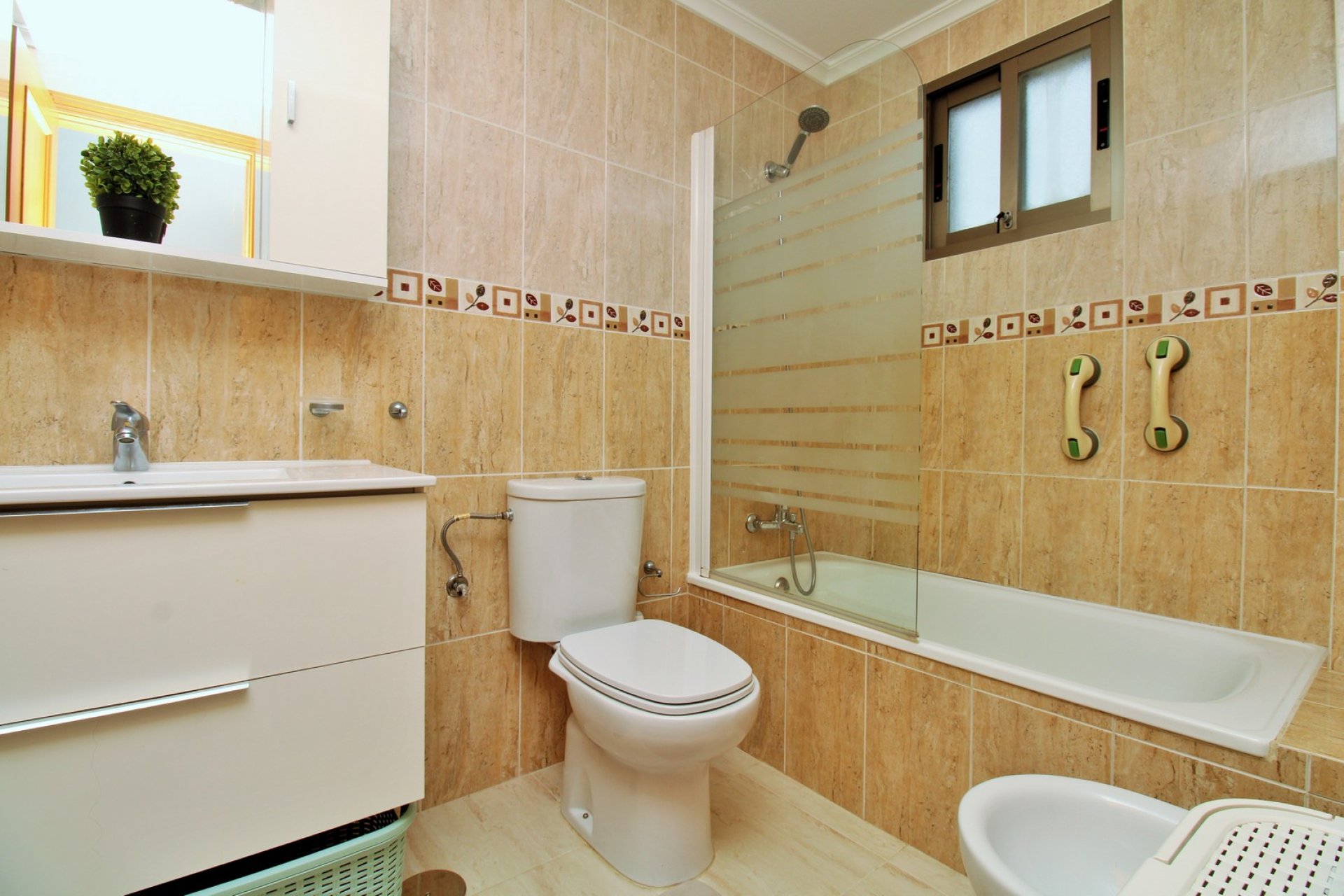 Reventa - Apartamento / Piso - San Miguel de Salinas