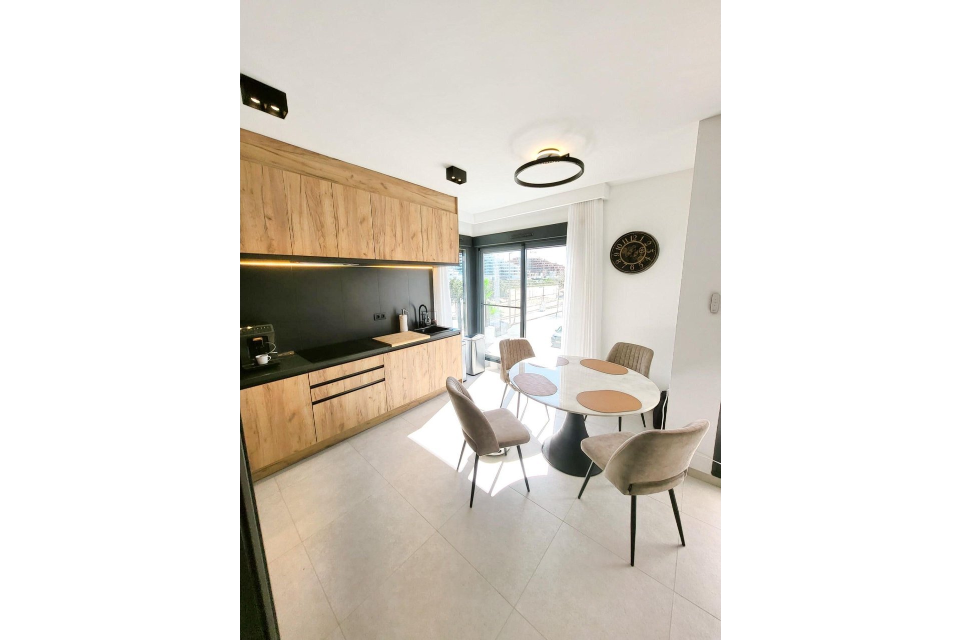 Reventa - Apartamento / Piso - San Miguel de Salinas