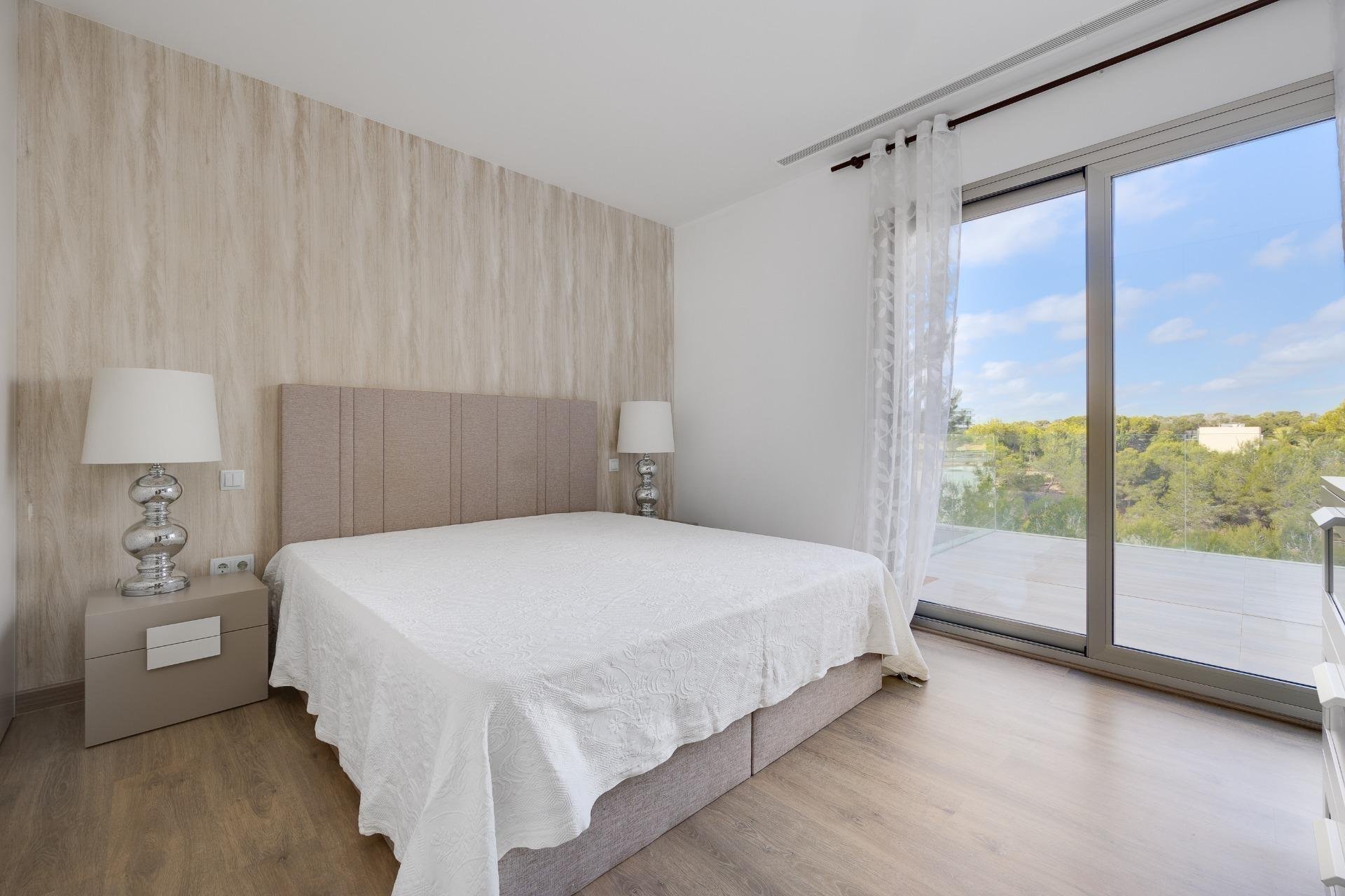 Reventa - Apartamento / Piso - San Miguel de Salinas