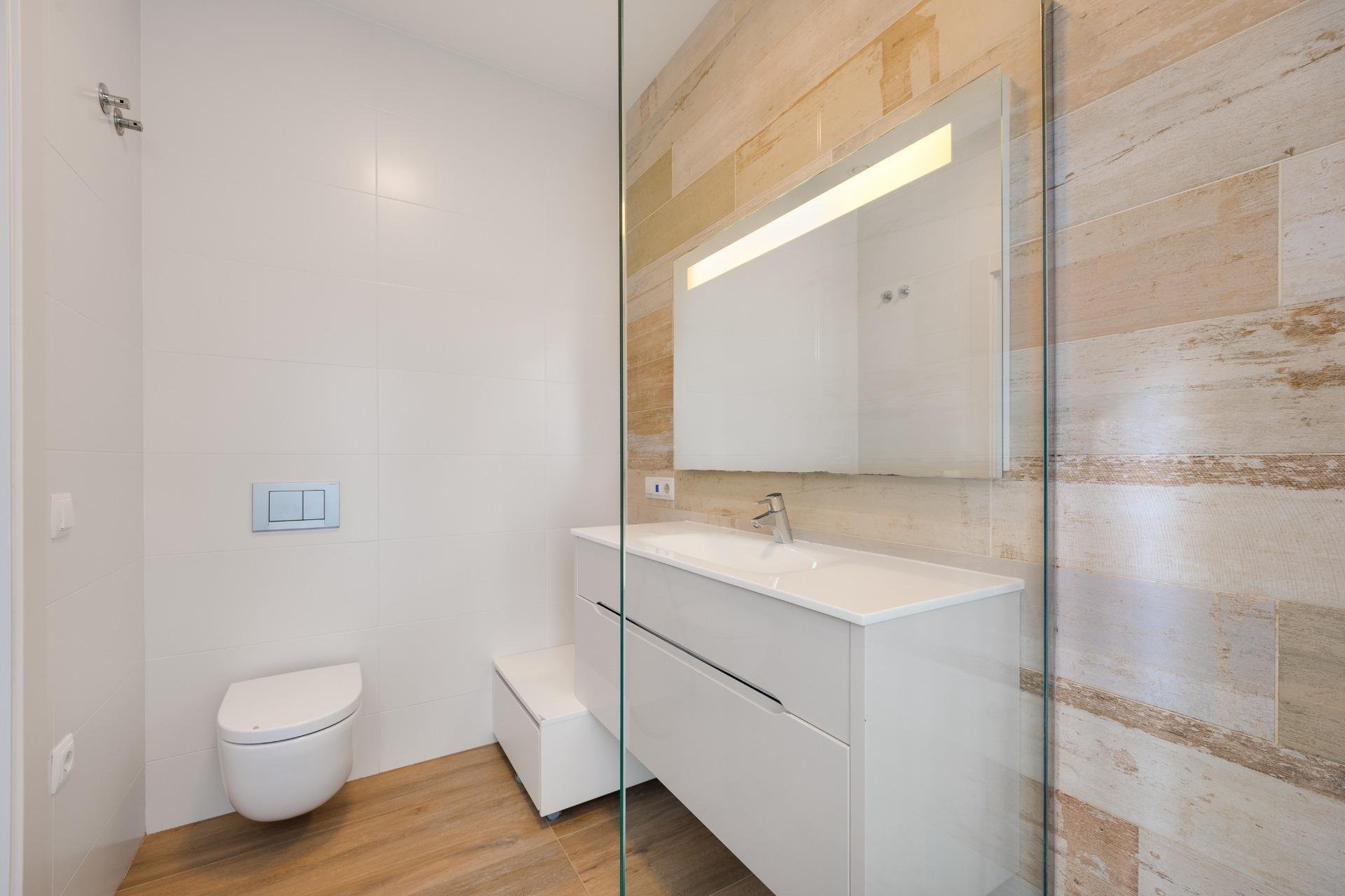 Reventa - Apartamento / Piso - San Miguel de Salinas