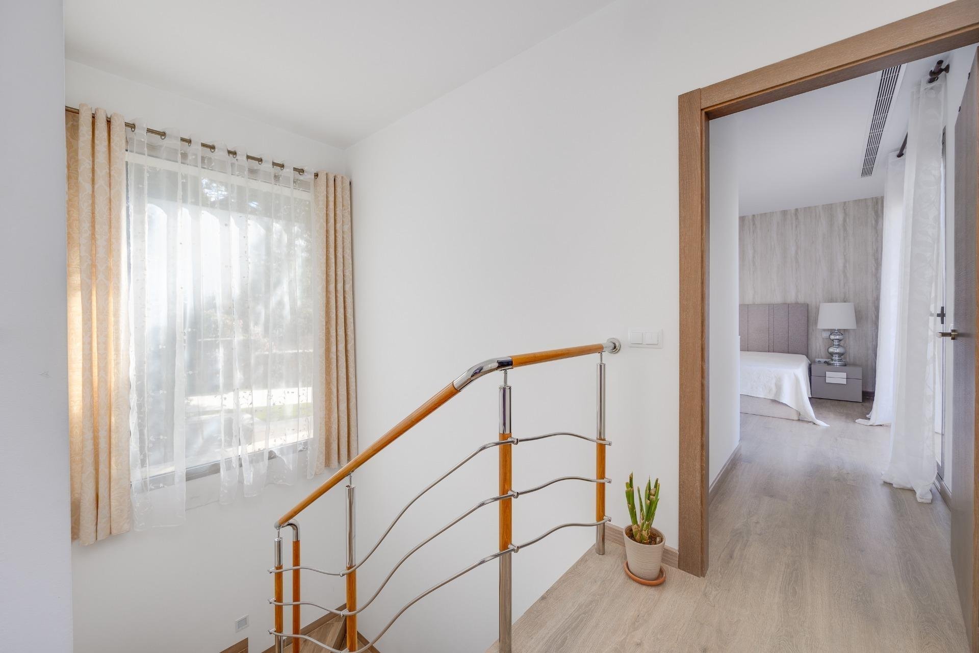 Reventa - Apartamento / Piso - San Miguel de Salinas