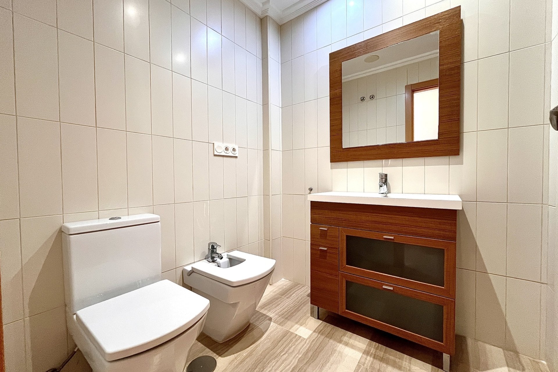 Reventa - Apartamento / Piso - Santa Pola