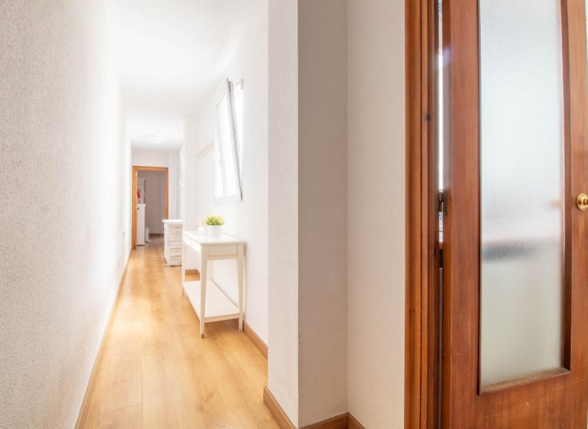 Reventa - Apartamento / Piso - Torrevieja - Acequion