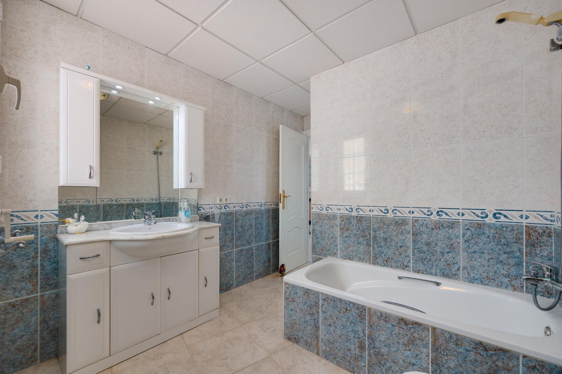 Reventa - Apartamento / Piso - Torrevieja - Acequion