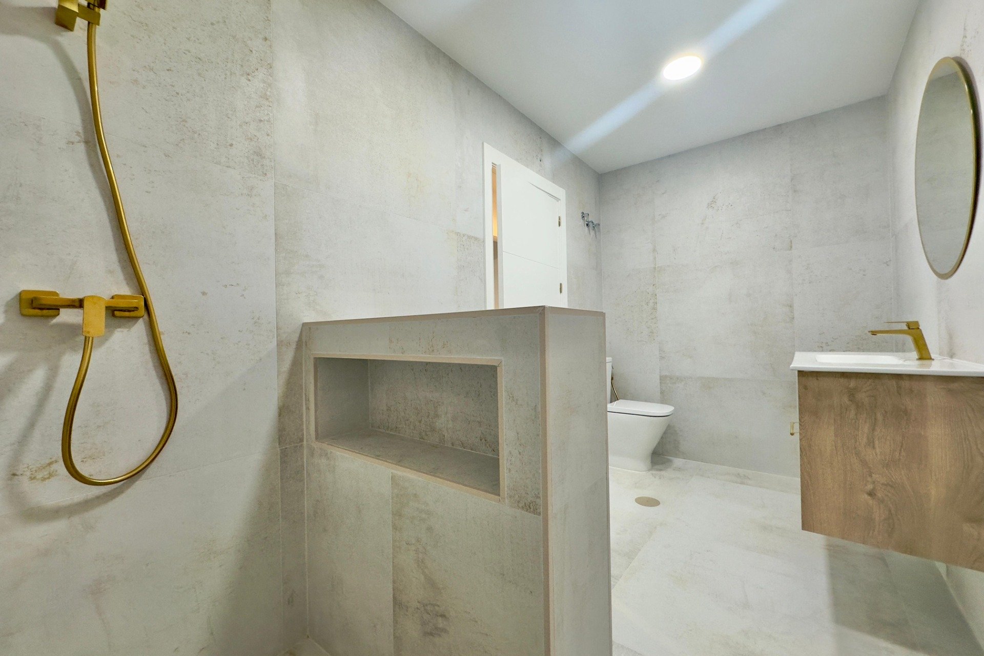 Reventa - Apartamento / Piso - Torrevieja - Acequion