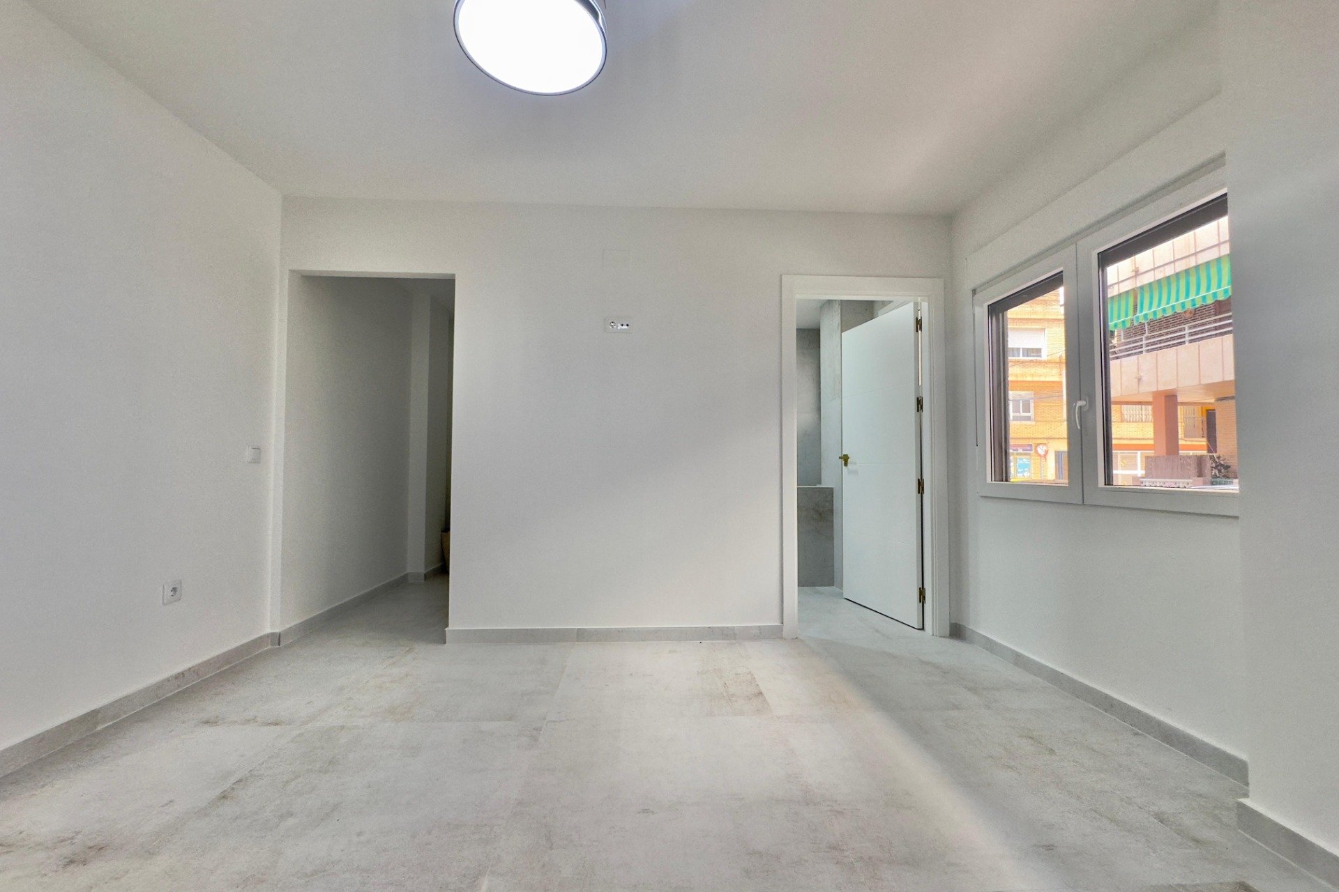Reventa - Apartamento / Piso - Torrevieja - Acequion