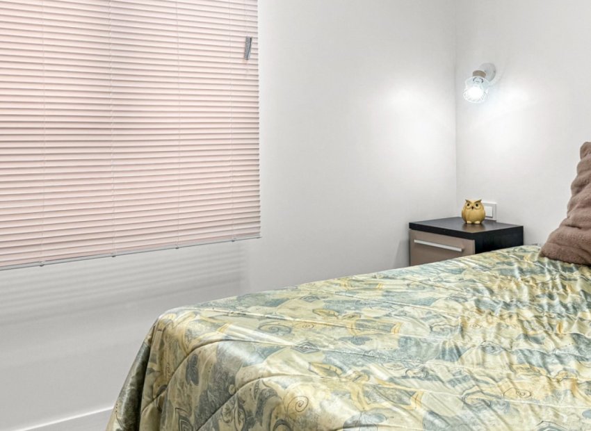 Reventa - Apartamento / Piso - Torrevieja - Acequion