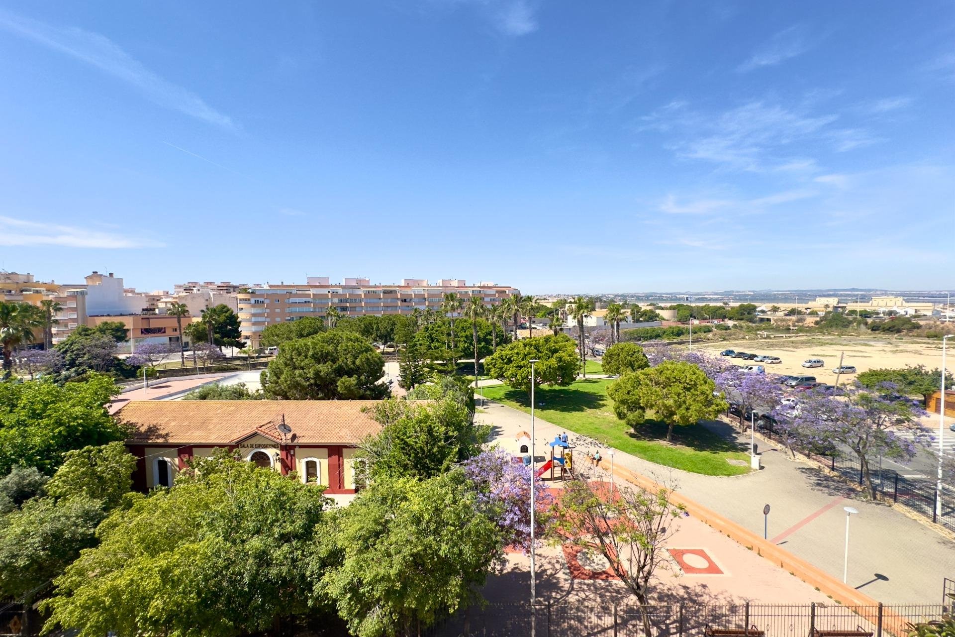 Reventa - Apartamento / Piso - Torrevieja - Acequion