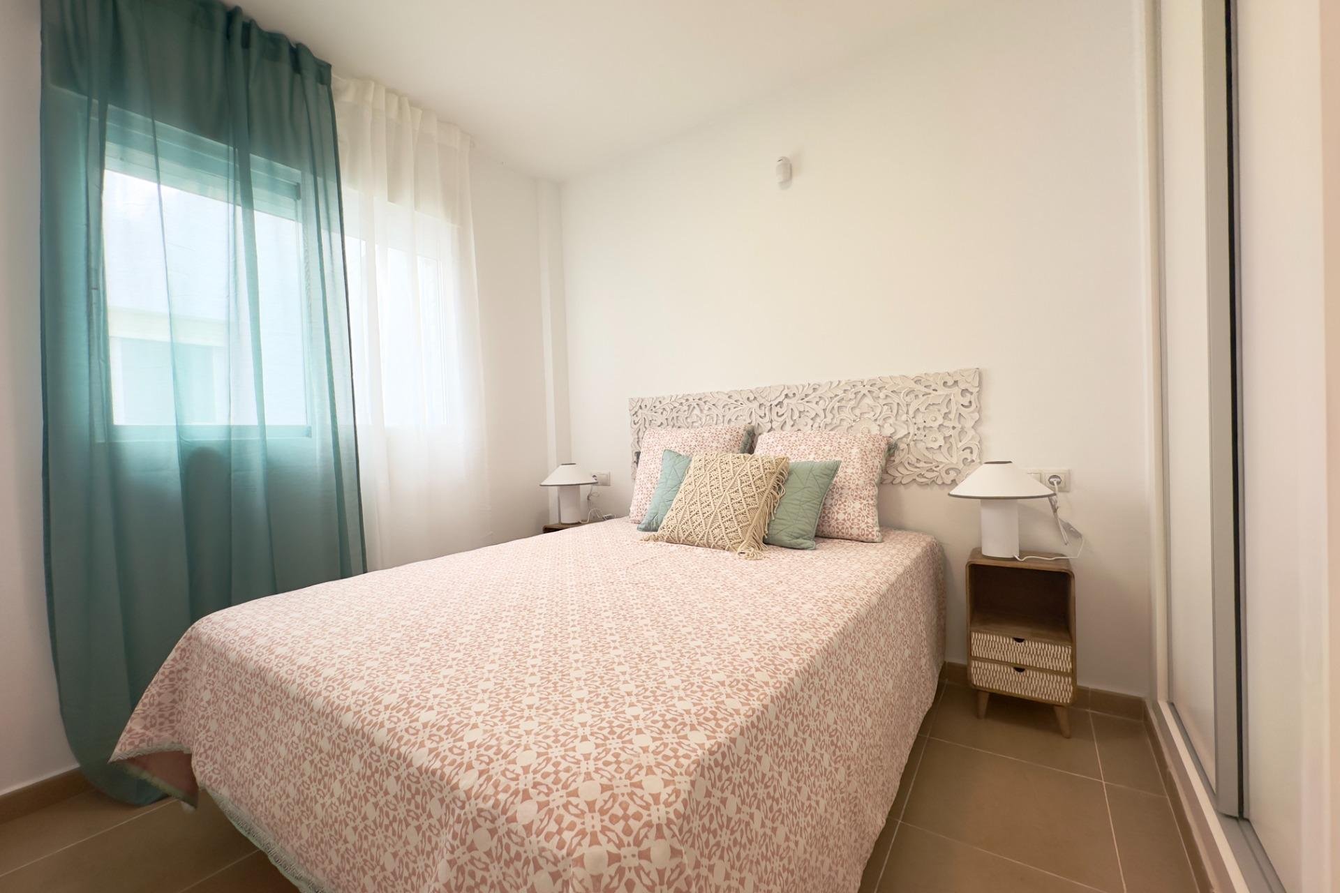Reventa - Apartamento / Piso - Torrevieja - Acequion