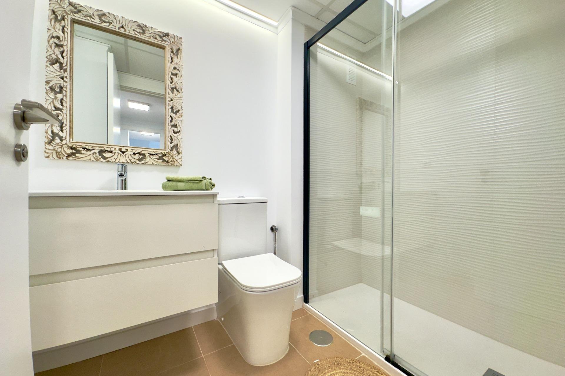Reventa - Apartamento / Piso - Torrevieja - Acequion
