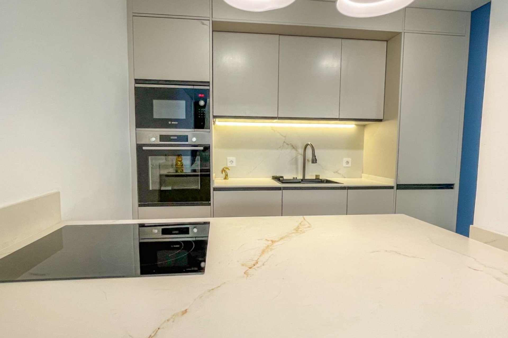 Reventa - Apartamento / Piso - Torrevieja - Acequion