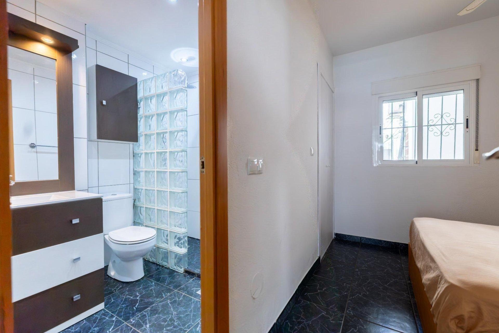 Reventa - Apartamento / Piso - Torrevieja - Acequion
