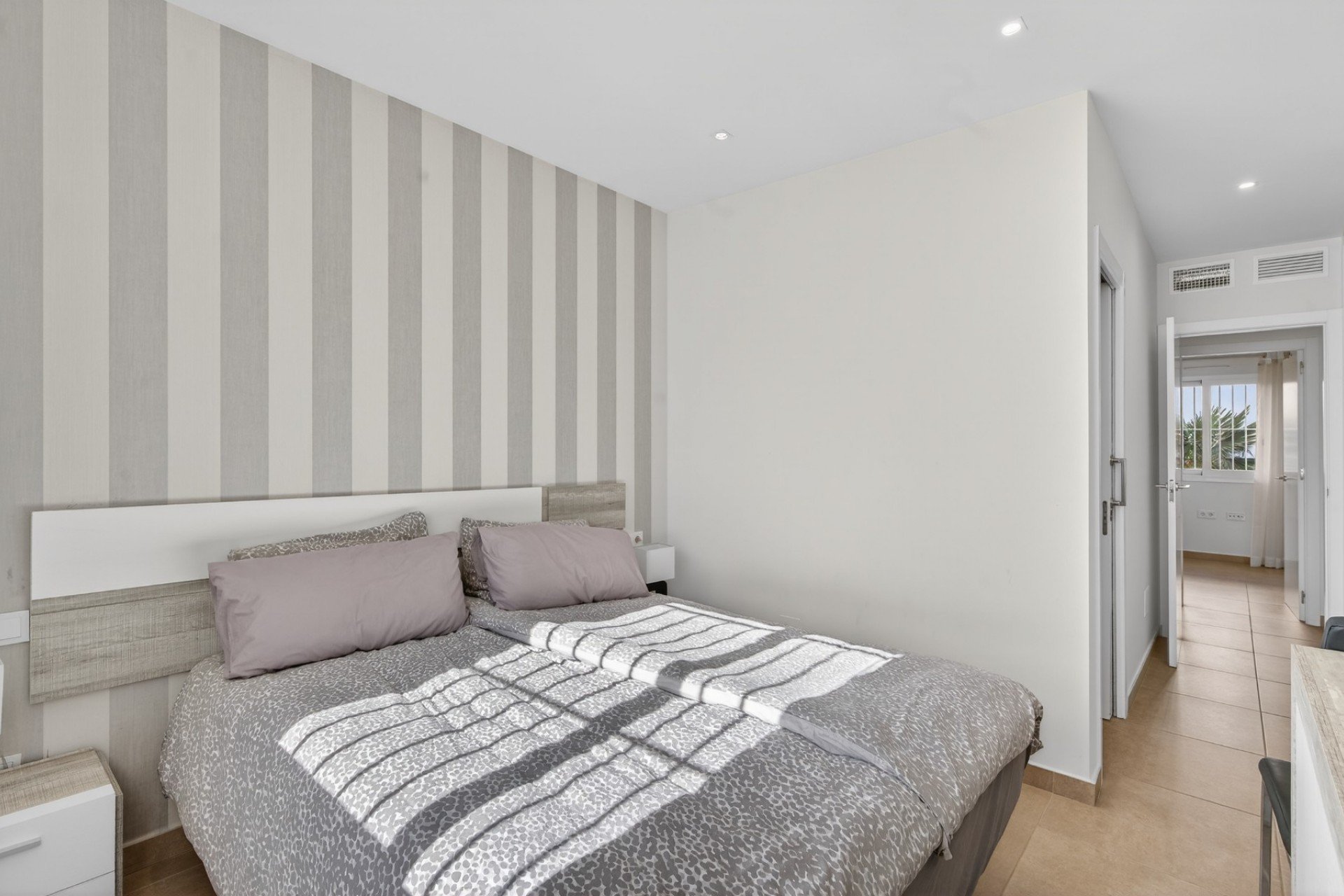 Reventa - Apartamento / Piso - Torrevieja - Aguas Nuevas