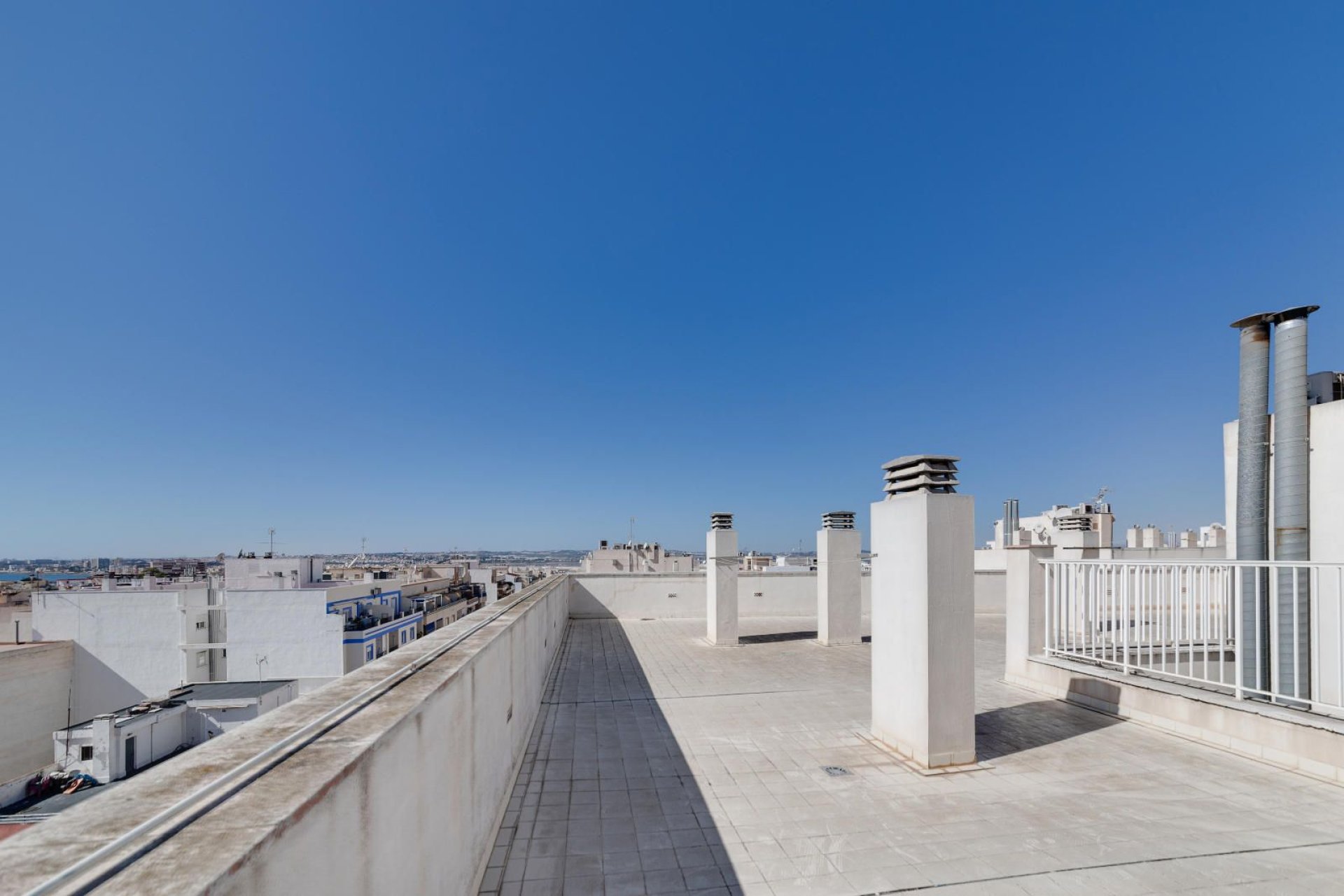 Reventa - Apartamento / Piso - Torrevieja - Centro - Muelle Pesquero