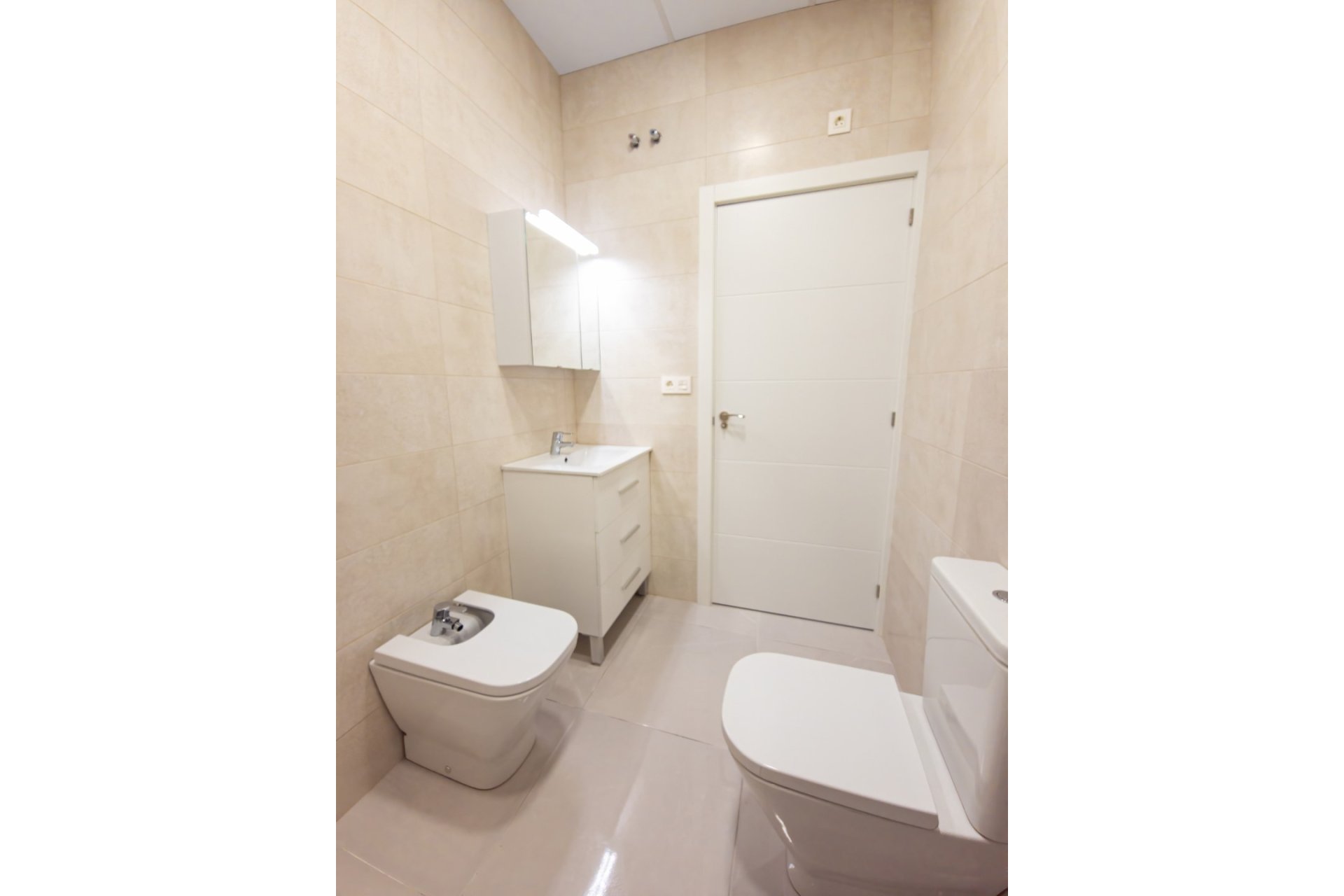 Reventa - Apartamento / piso - Torrevieja - El Acequión