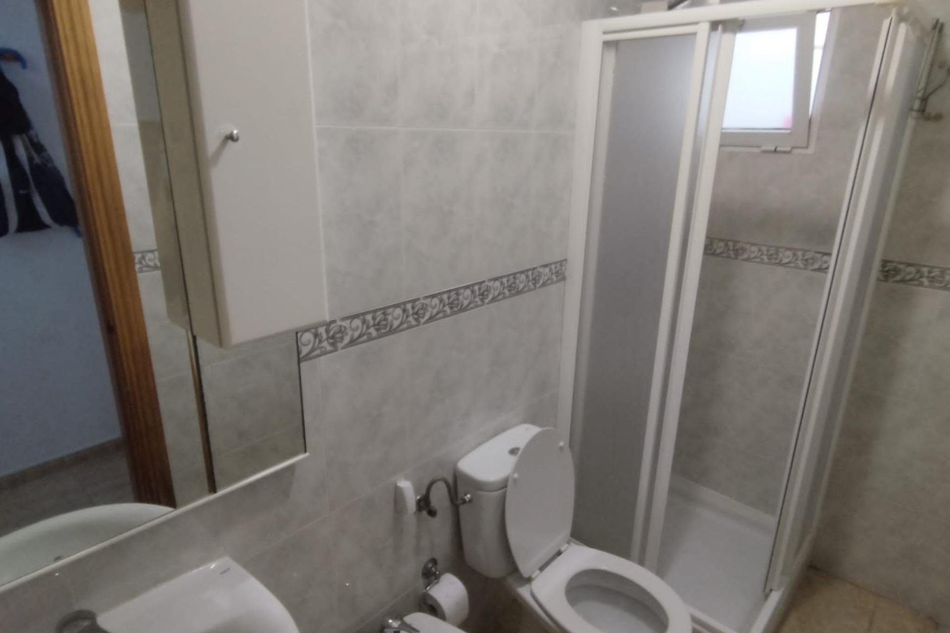 Reventa - Apartamento / piso - Torrevieja - Estacion de autobuses