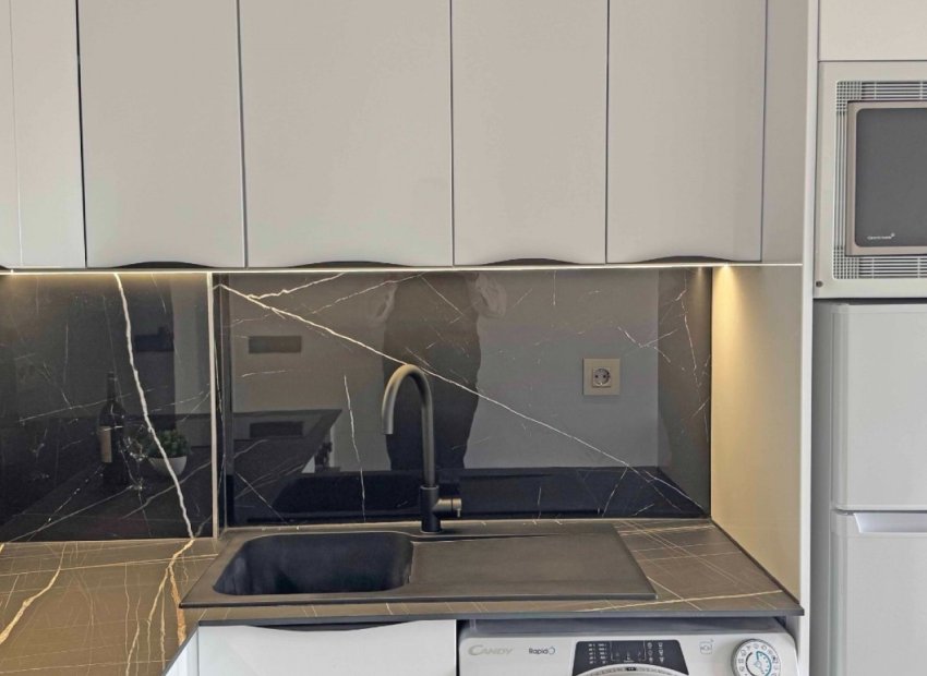 Reventa - Apartamento / Piso - Torrevieja - La Mata