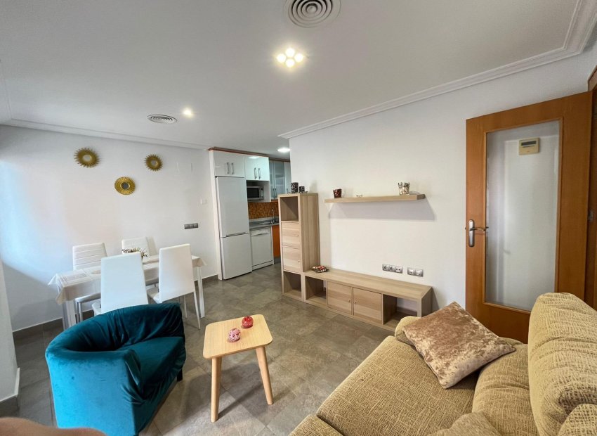 Reventa - Apartamento / Piso - Torrevieja - La Mata