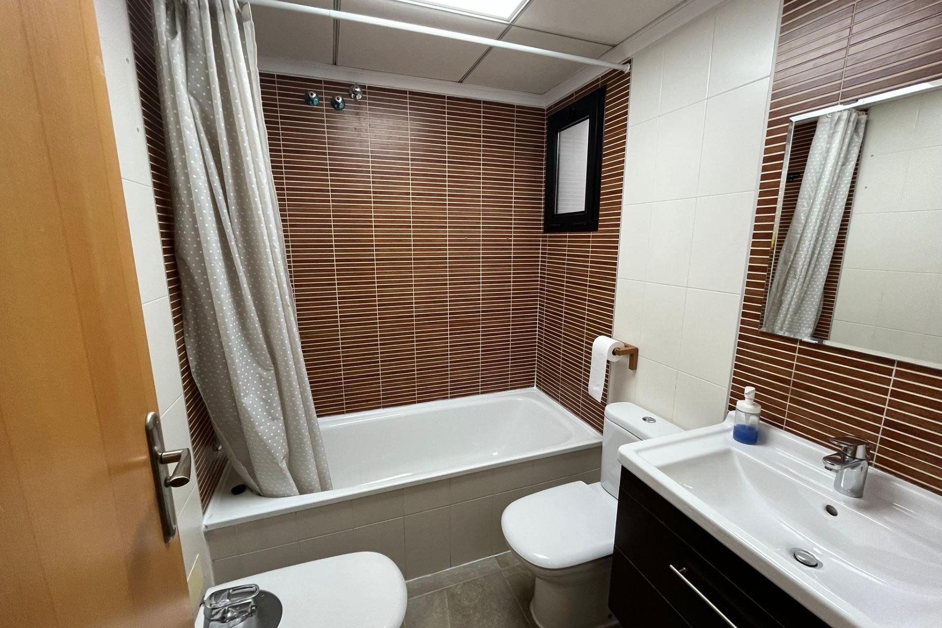 Reventa - Apartamento / Piso - Torrevieja - La Mata