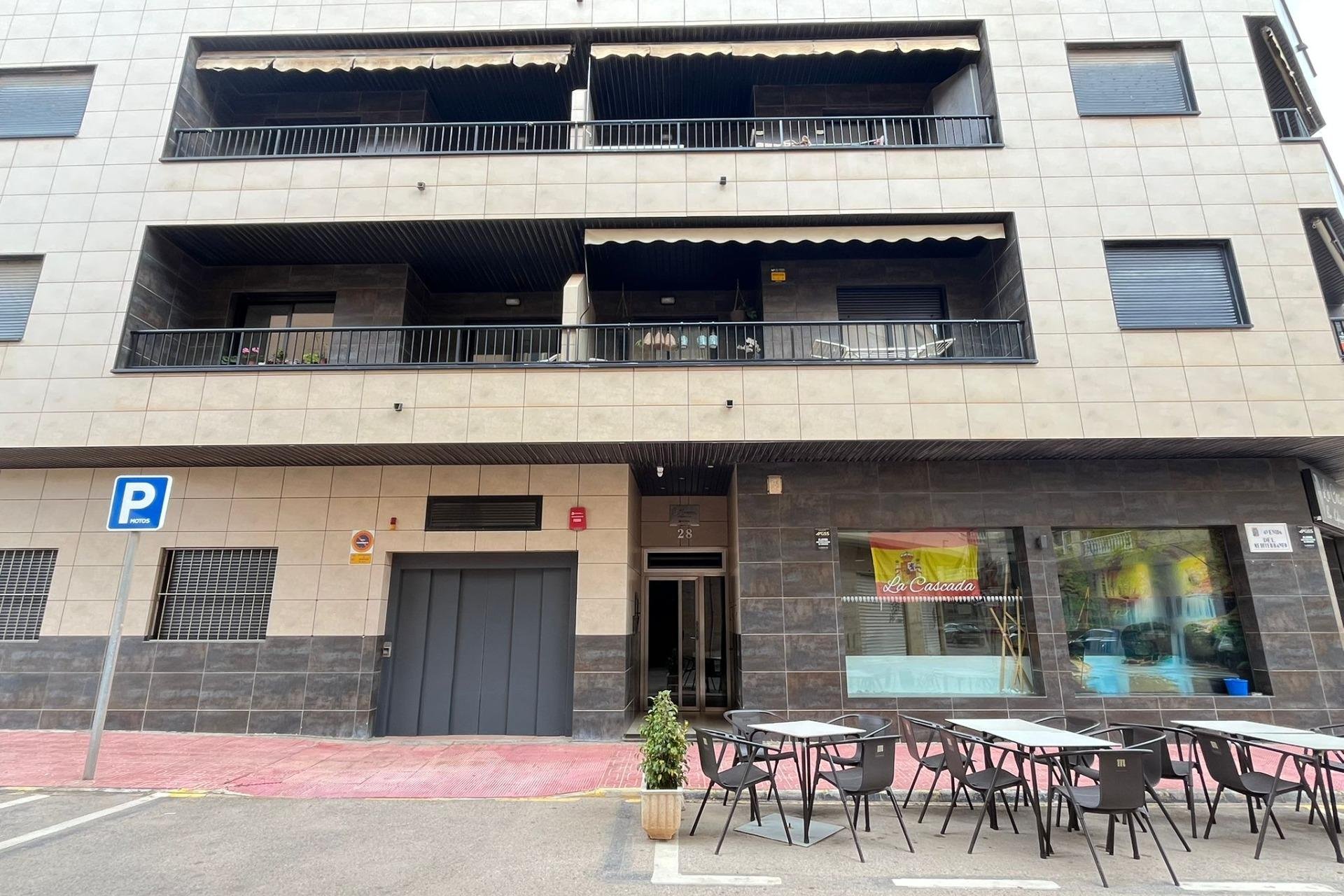 Reventa - Apartamento / Piso - Torrevieja - La Mata