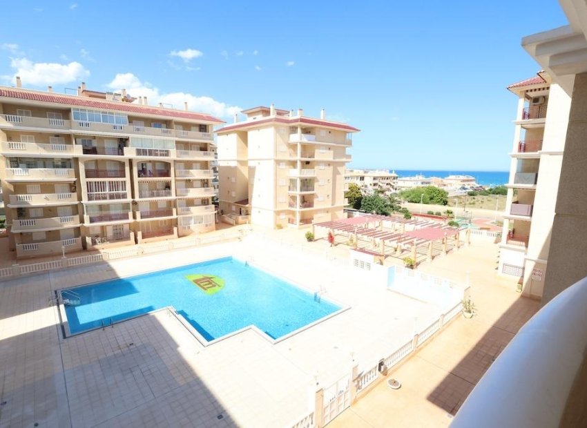 Reventa - Apartamento / Piso - Torrevieja - La Mata