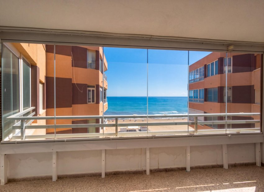 Reventa - Apartamento / Piso - Torrevieja - La Mata