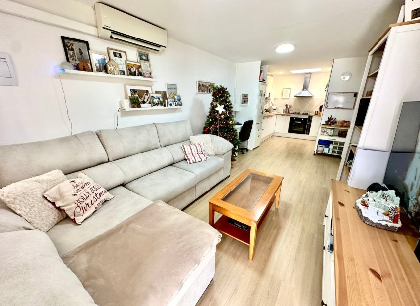 Reventa - Apartamento / Piso - Torrevieja - La Siesta